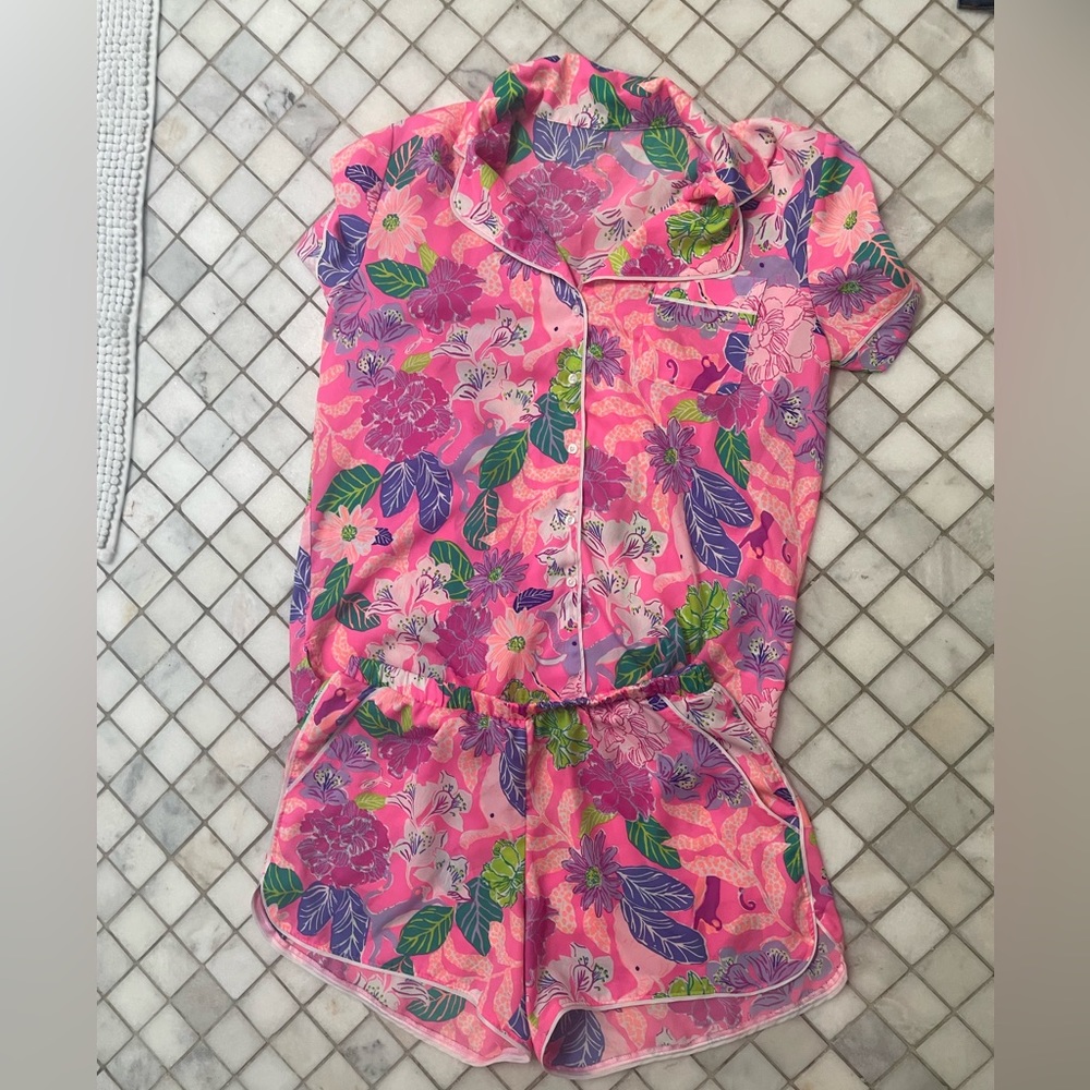 Lilly Pulitzer PJ Tegan top and Zerena bottom size Medium